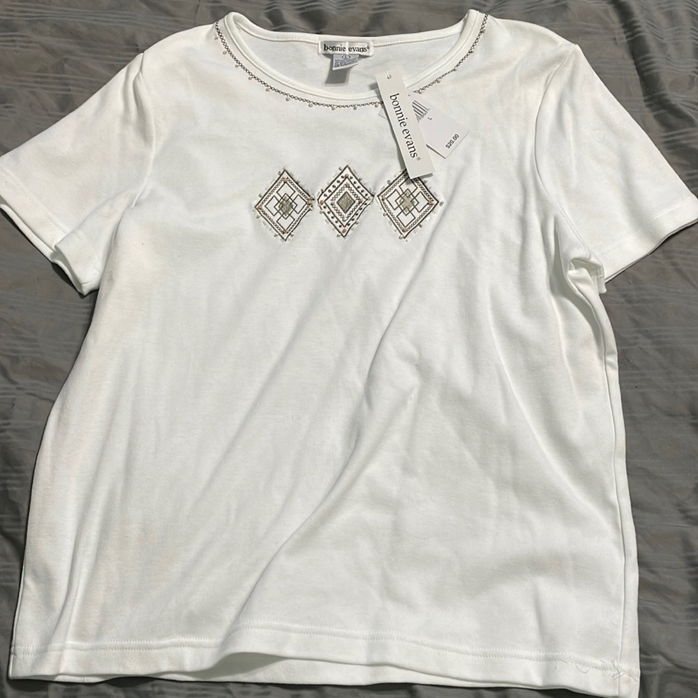 NWT Bonnie Evans Bedazzled White T shirt
